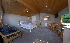 The Cabin @ Willowmere